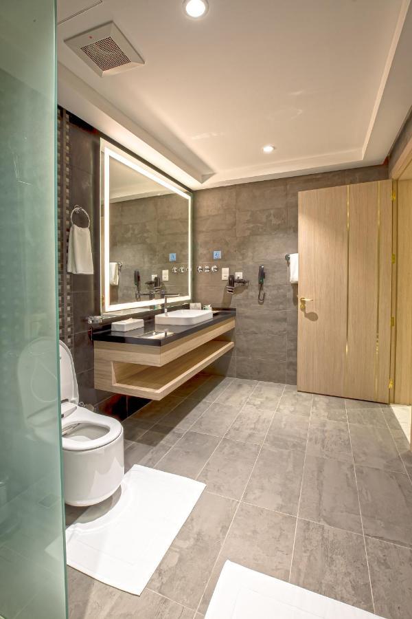 Green Park Hotel Доха Екстер'єр фото
