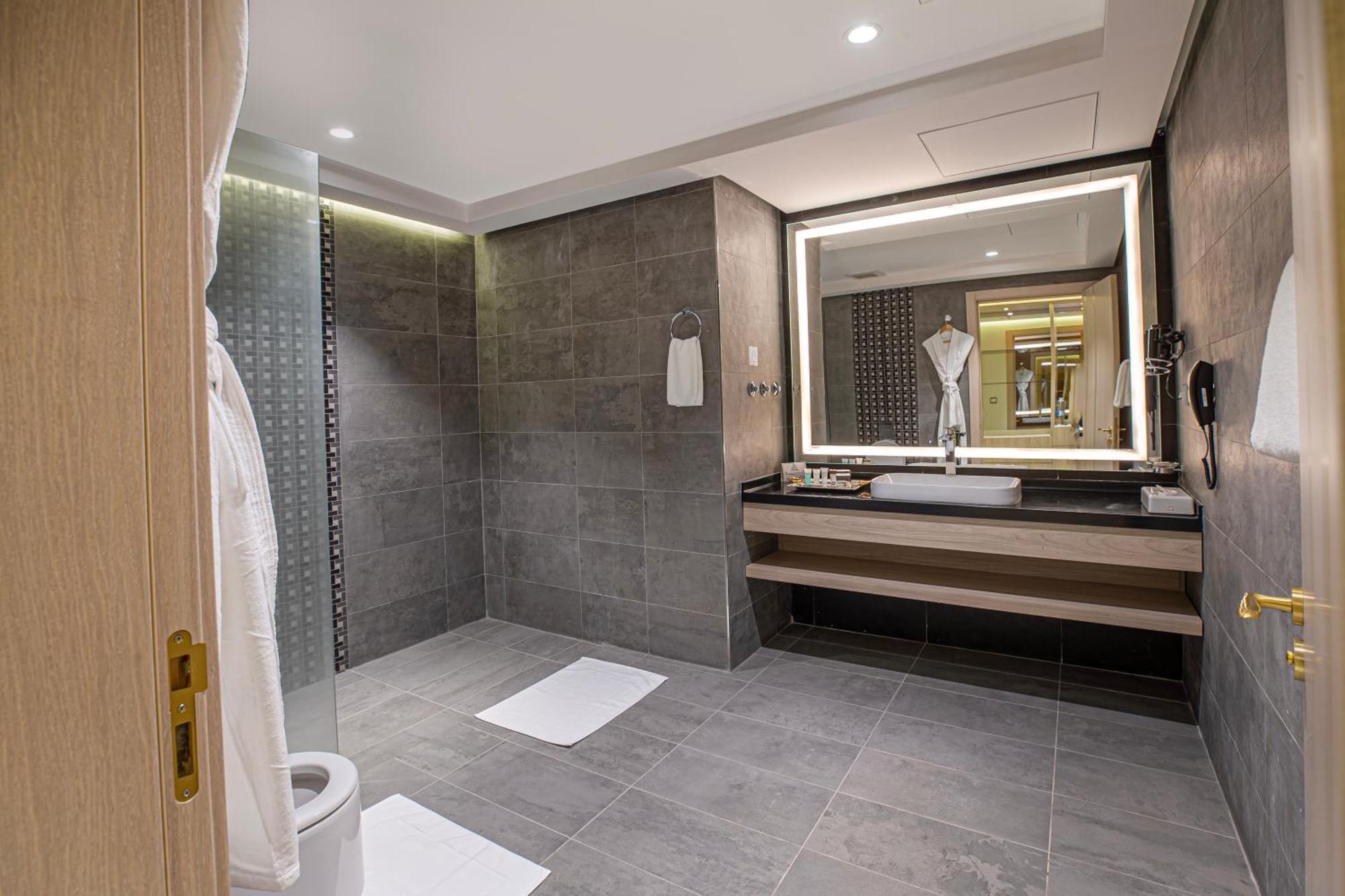 Green Park Hotel Доха Екстер'єр фото